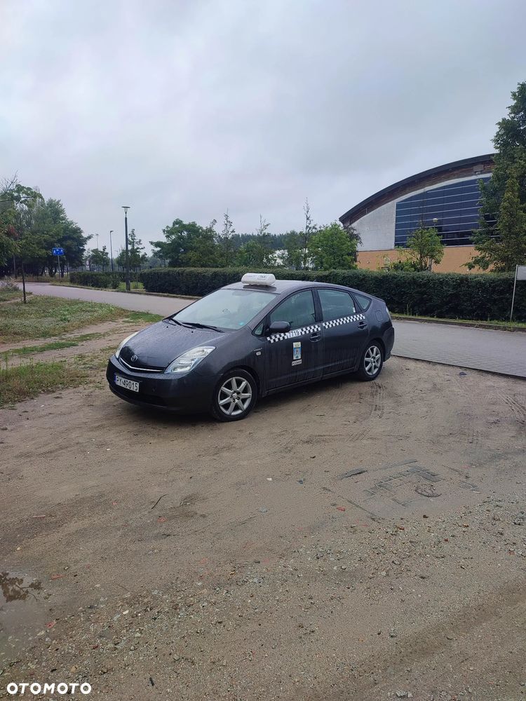 Toyota Prius - 2