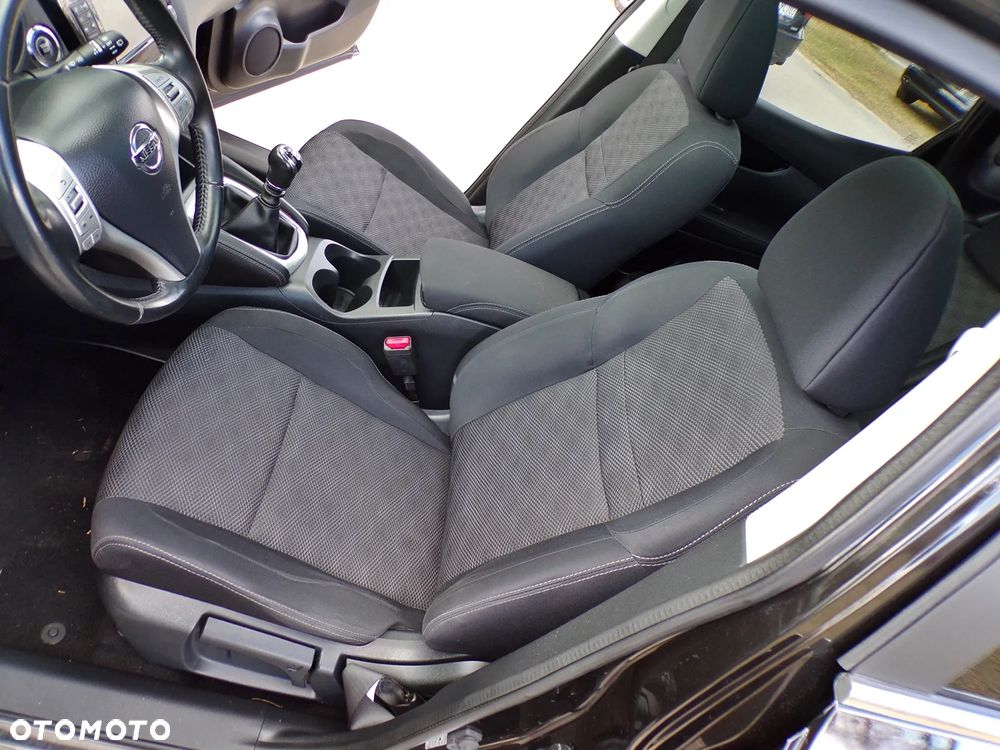 Nissan Qashqai 1.2 DIG-T Visia - 24