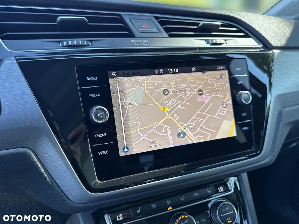 Volkswagen Touran 2.0 TDI BMT SCR Comfortline - 25