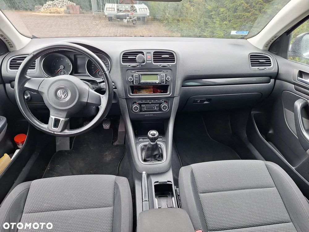Volkswagen Golf 1.6 Comfortline - 6