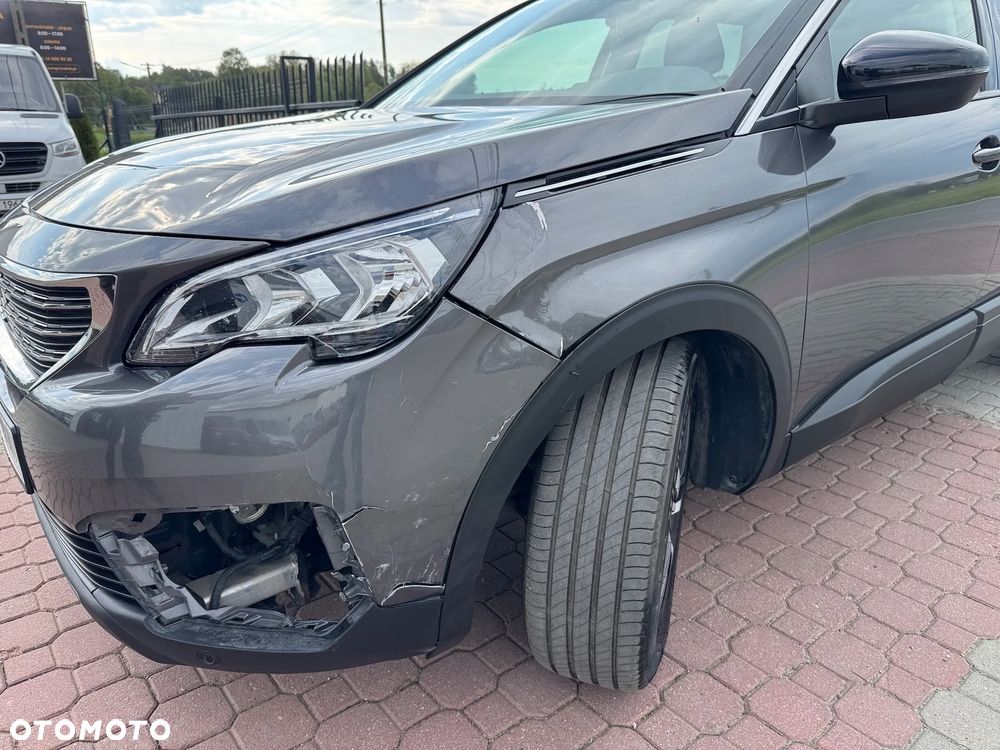 Peugeot 5008 - 19