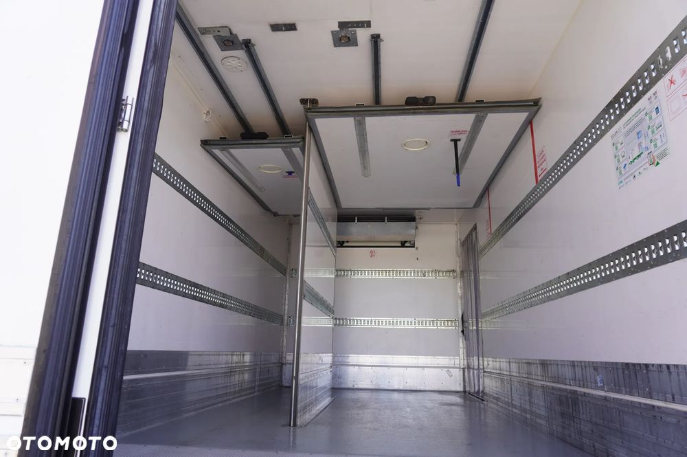 Renault D12.240 / Lamberet / Winda Dhollandia 1500 kg / 130 tys.km !!_226313 - 19
