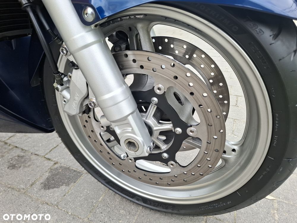 Yamaha FJR - 22
