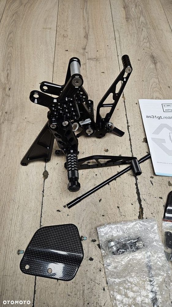 Regulowany zestaw podnóżków AS31GT Gilles Tooling Kawasaki Ninja ZX-10R - 6