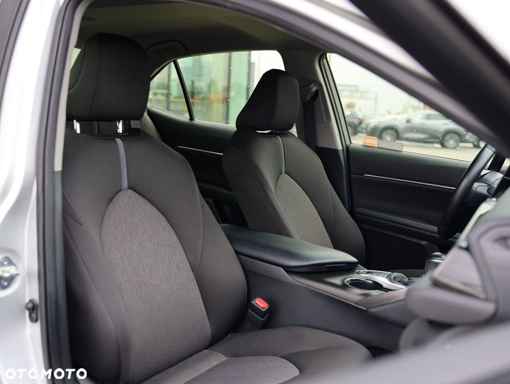 Toyota Camry 2023