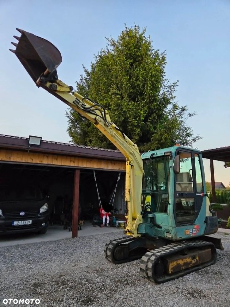 Yanmar B25V - 6