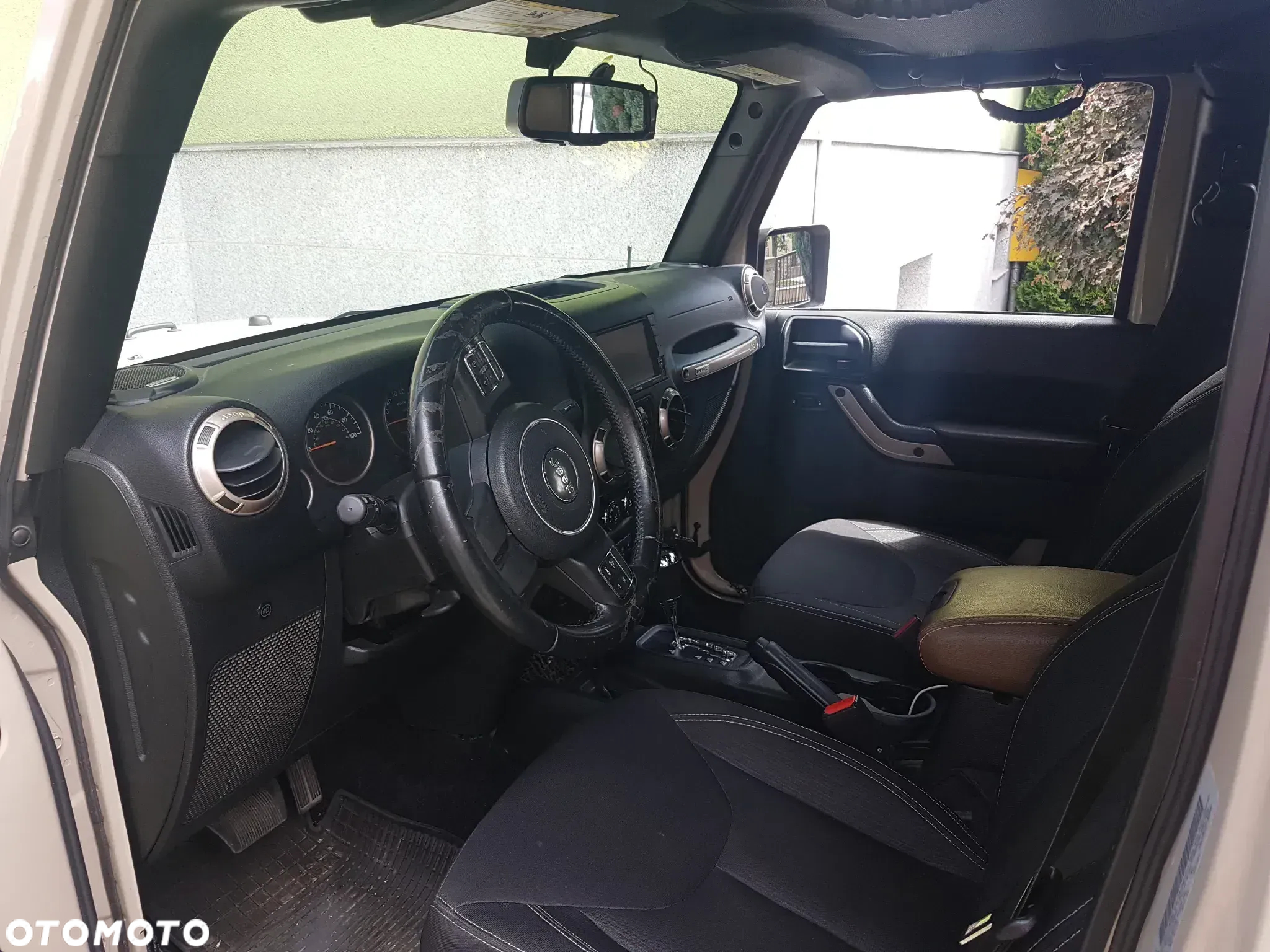 Jeep Wrangler 3.6 Unlim 75th Anniv - 9