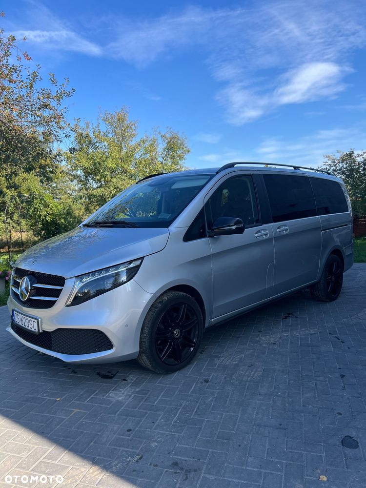 Mercedes-Benz Klasa V - 1