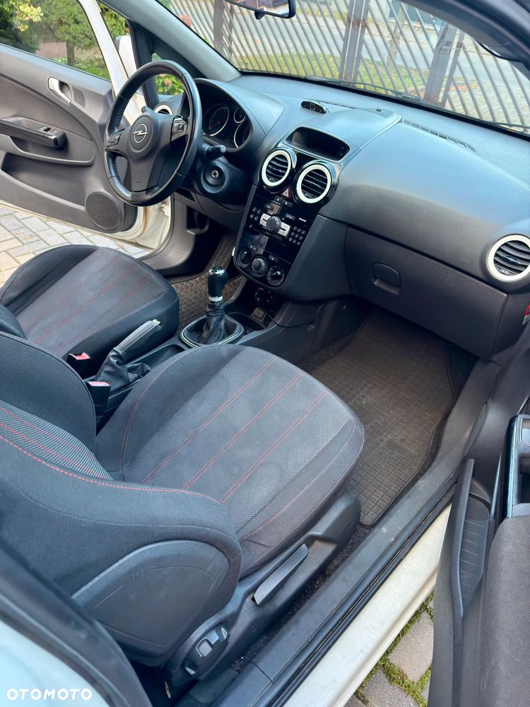 Opel Corsa - 9