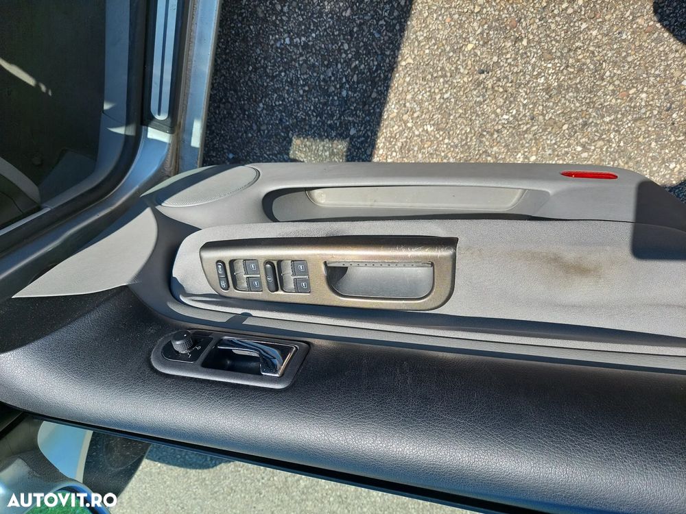 Volkswagen Bora 1.6 - 12