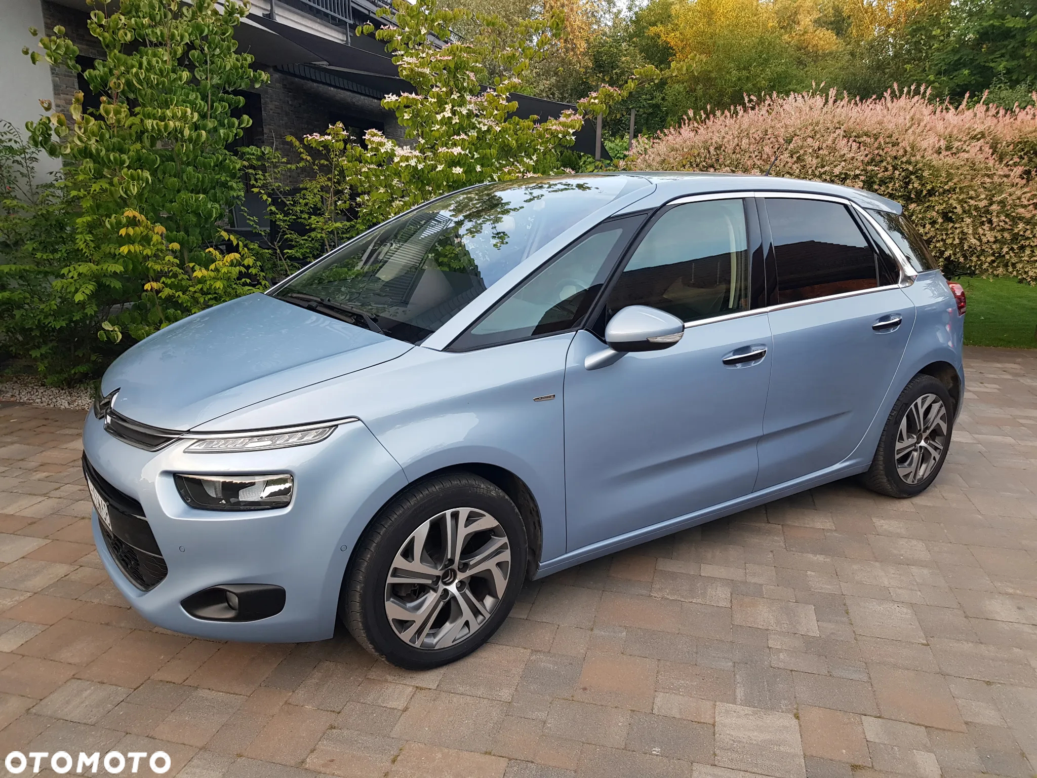 Citroën C4 Picasso 1.6 e-HDi Exclusive - 10