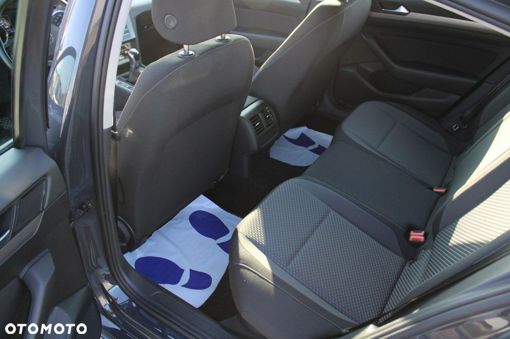 Volkswagen Passat 1.5 TSI EVO Essence - 26