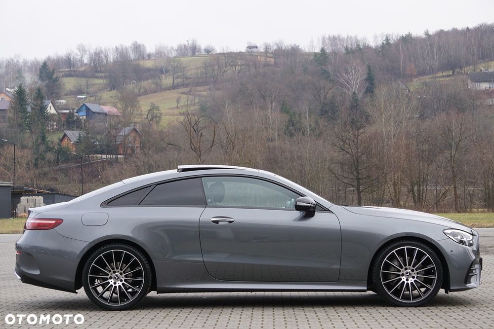 Mercedes-Benz Klasa E - 9