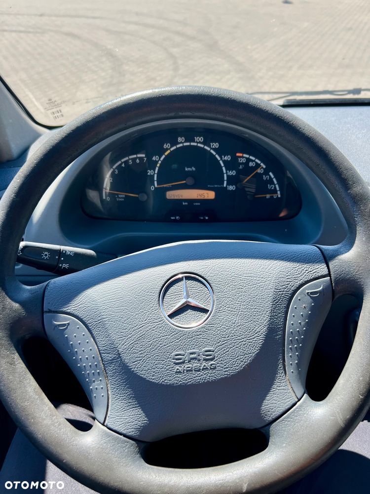 Mercedes-Benz Sprinter 906.255 - 25
