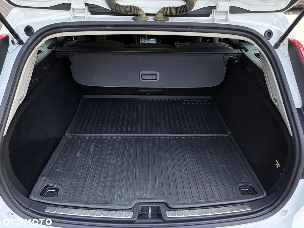 Volvo V60 D3 Geartronic Momentum Pro - 34