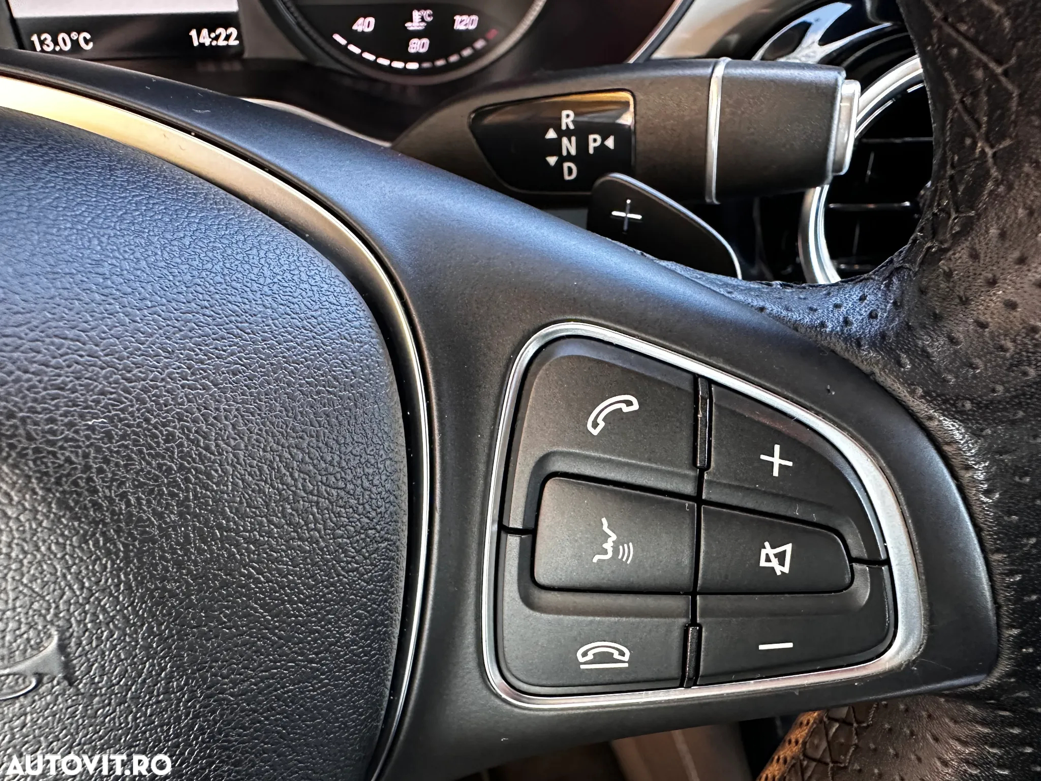 Mercedes-Benz GLC 220 d 4Matic 9G-TRONIC - 25