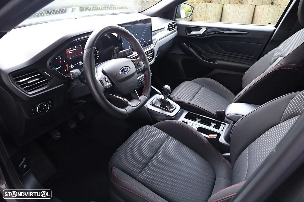 Ford Focus 1.0 EcoBoost MHEV ST-Line - 50