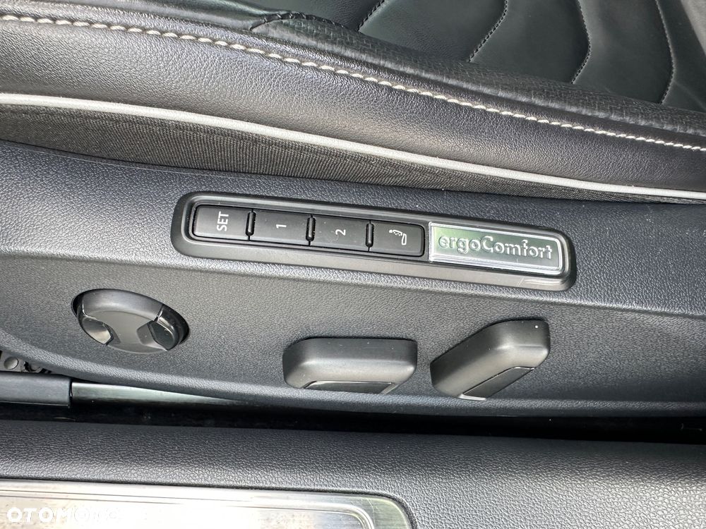 Volkswagen Arteon 2.0 TDI SCR 4Motion DSG R-Line - 15