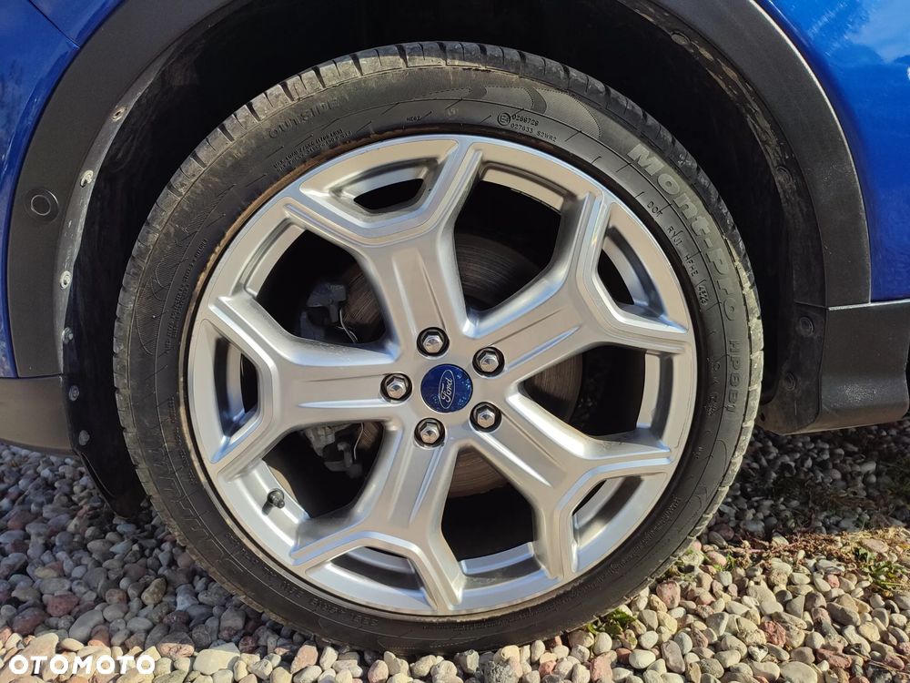 Ford Escape 2.0 EcoBoost AWD Titanium - 10