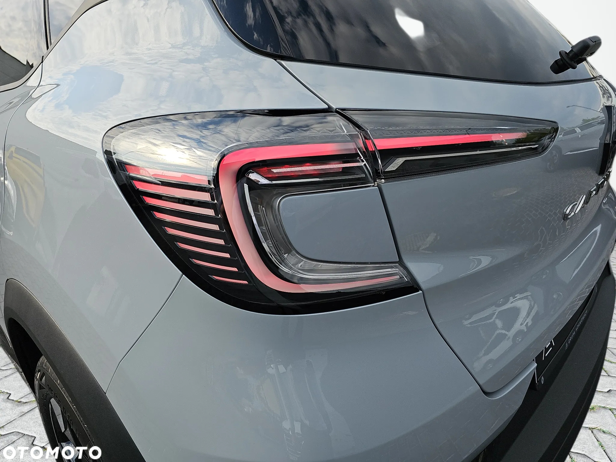 Renault Captur 1.0 TCe Techno - 27
