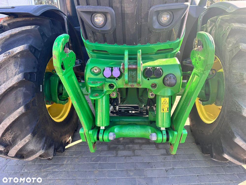 John Deere 6195R Command Pro Premium - 10