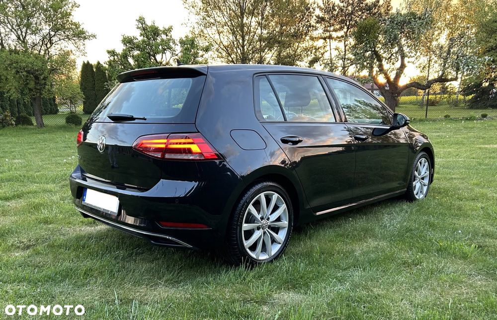 Volkswagen Golf 1.5 TSI BMT Evo Comfortline - 5