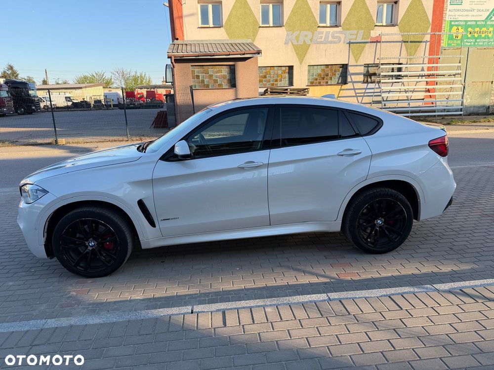 BMW X6 xDrive50i Performance M Paket - 2