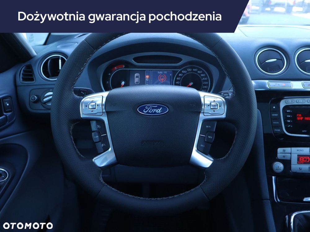 Ford S-Max - 21