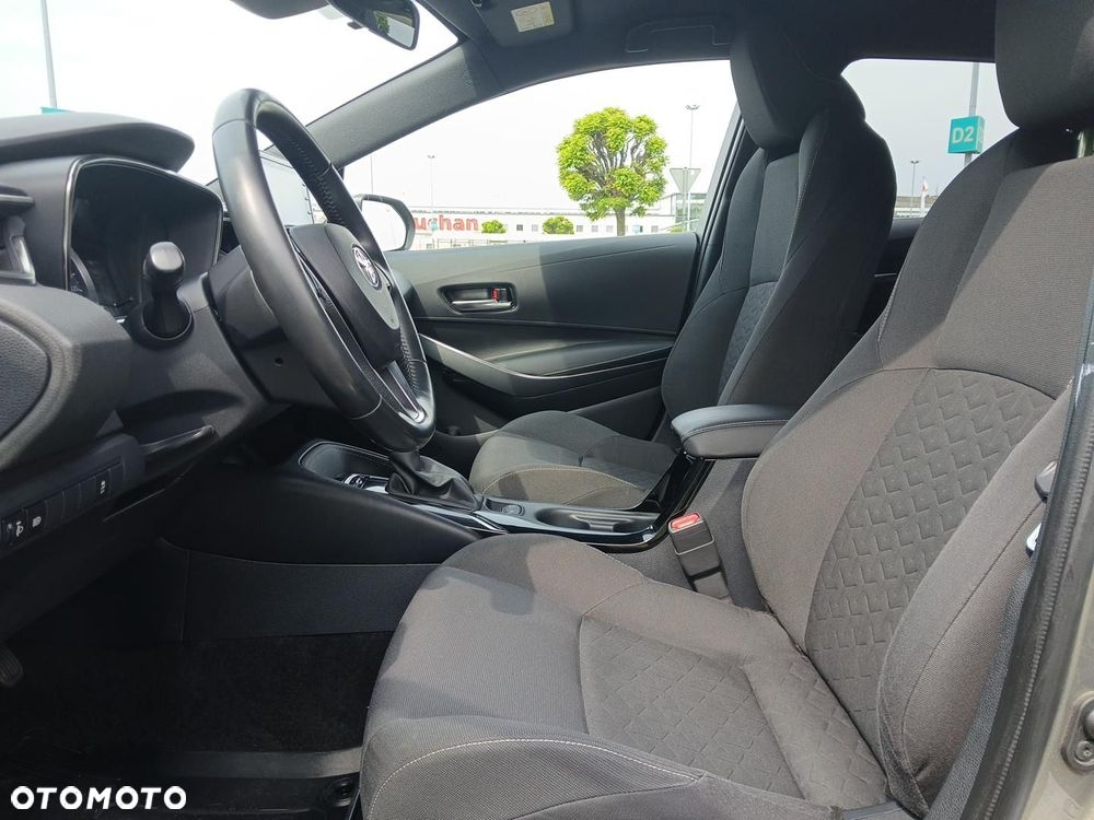 Toyota Corolla 1.8 Hybrid Comfort - 19