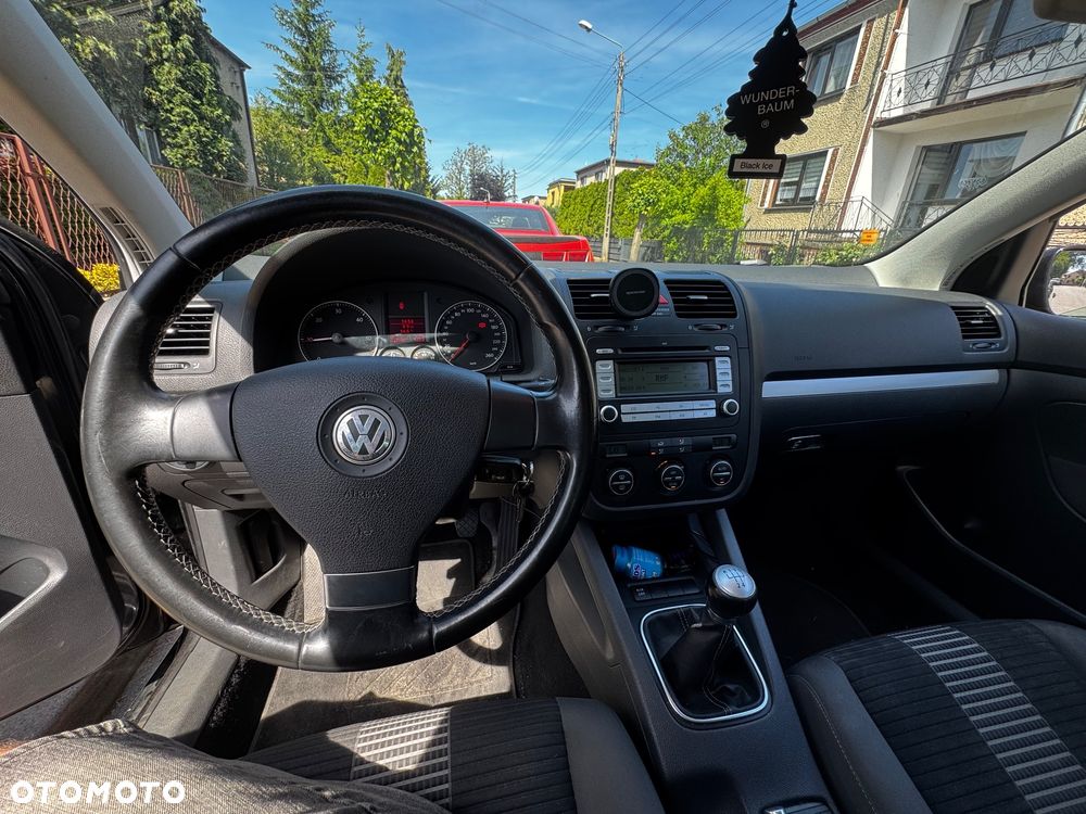 Volkswagen Golf 1.9 TDI Individual - 9