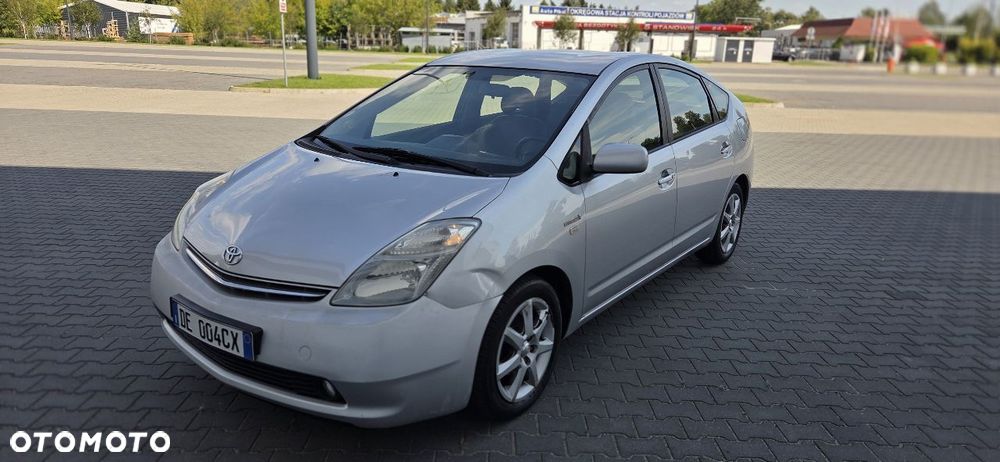 Toyota Prius 1.5 VVT-i Sol - 5