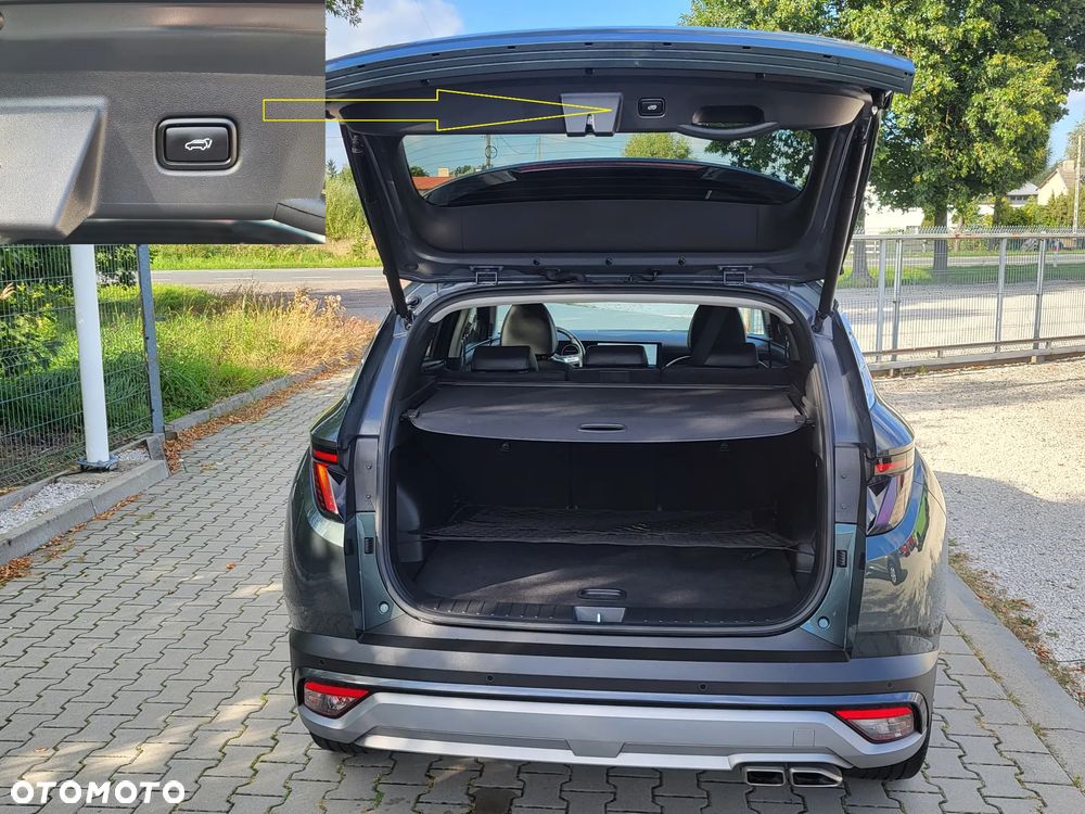 Hyundai Tucson 1.6 T-GDi HEV Executive 4WD - 16