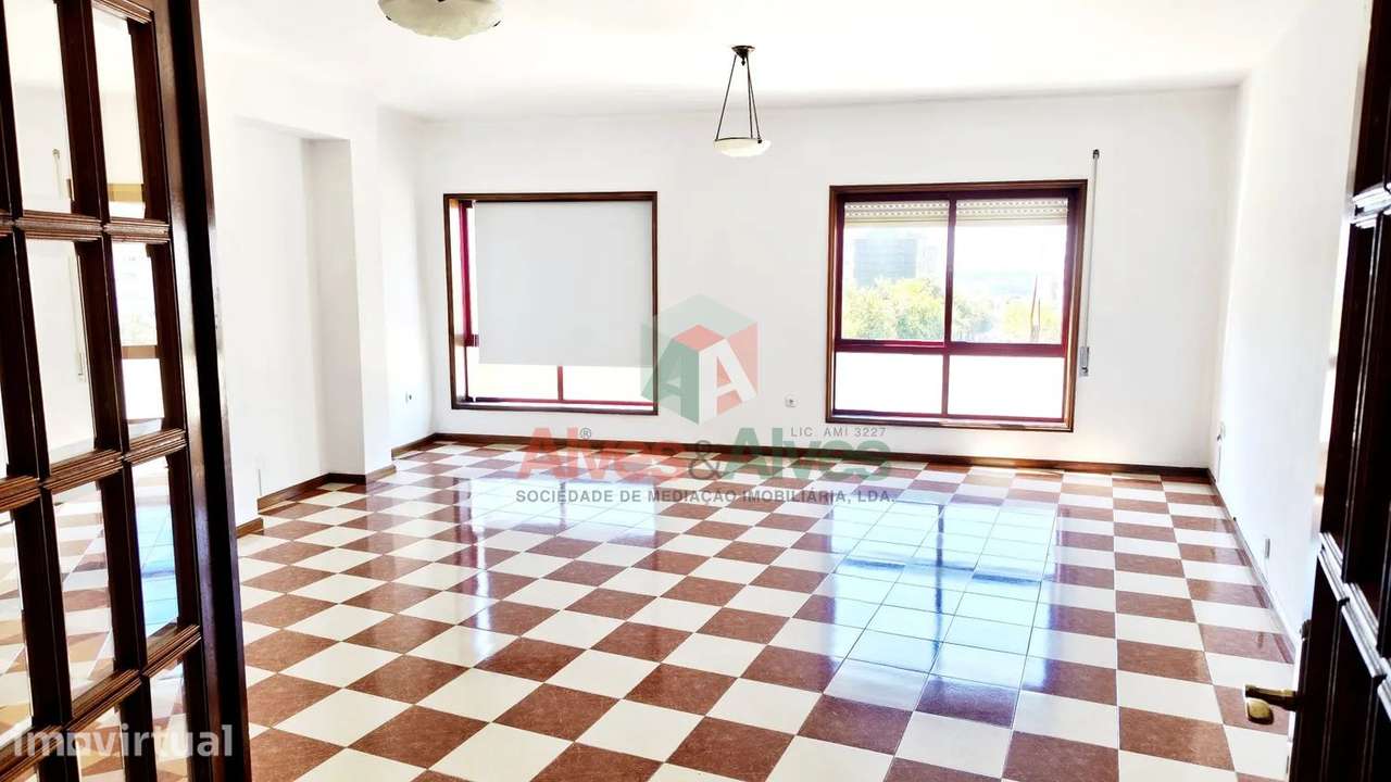 T3+1 - Arrendamento - Centro da Maia (Ao Plaza) - Grande imagem: 3/16