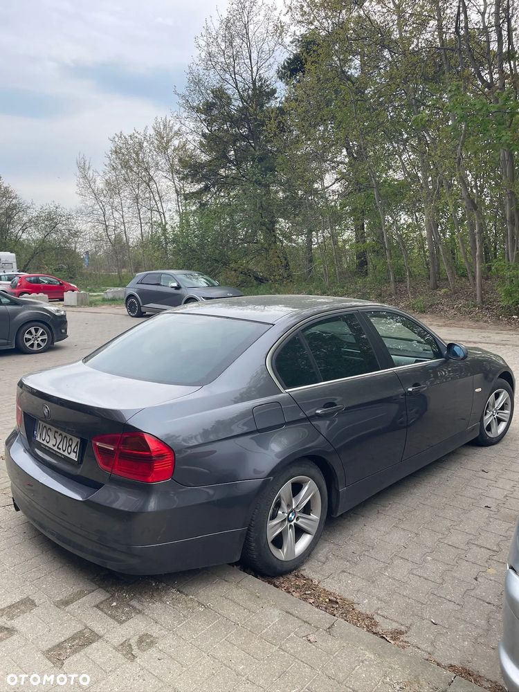 BMW Seria 3 325i - 5
