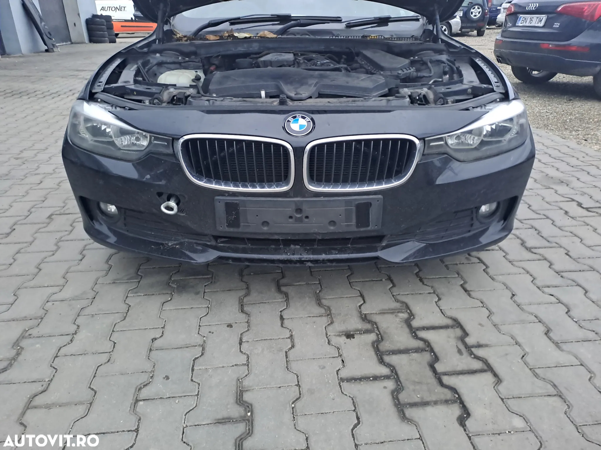 Dezmembram BMW SERIA 3 F30 - 2