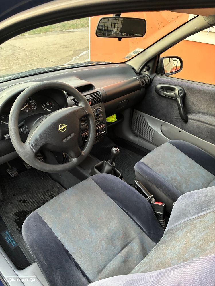 Opel Corsa - 8