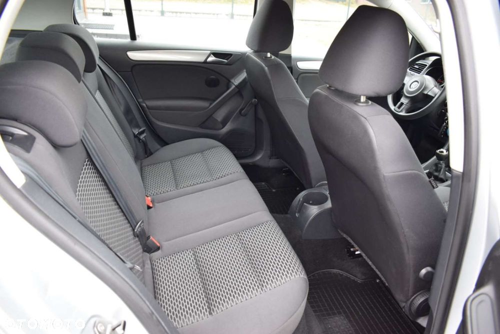 Volkswagen Golf - 19