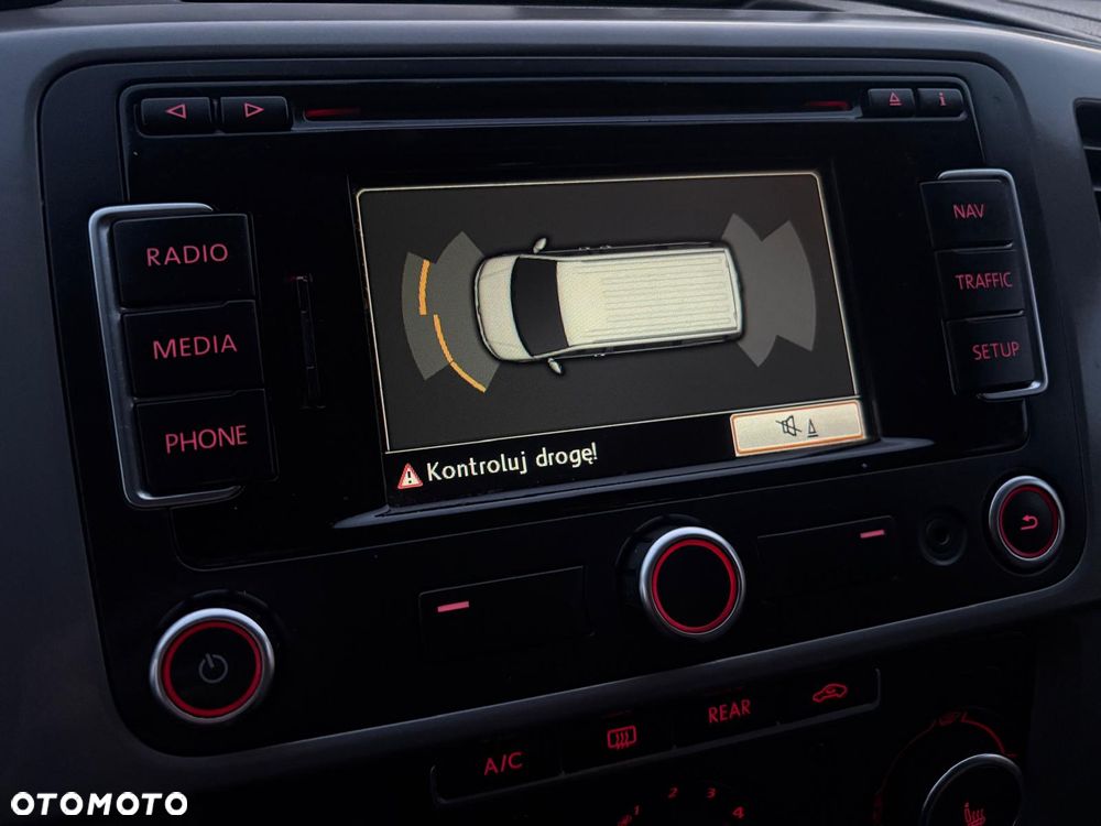 Volkswagen Multivan - 19