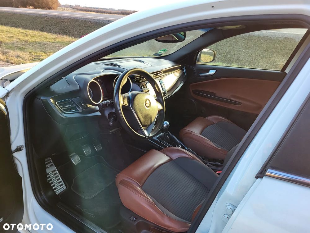 Alfa Romeo Giulietta 2.0 JTDM Exclusive - 14