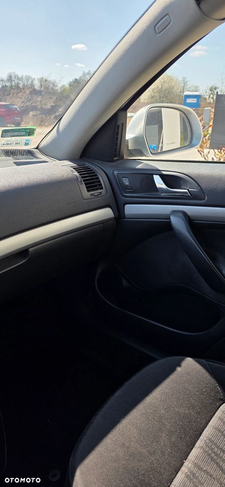 Skoda Octavia 1.4 TSI Active - 26