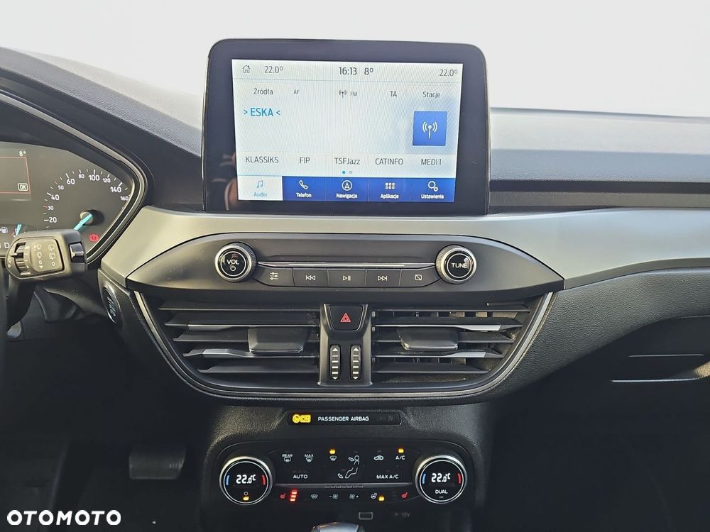 Ford Focus 1.0 EcoBoost Titanium - 27