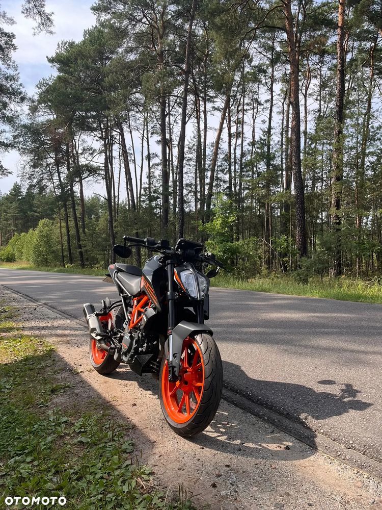 KTM Duke 125