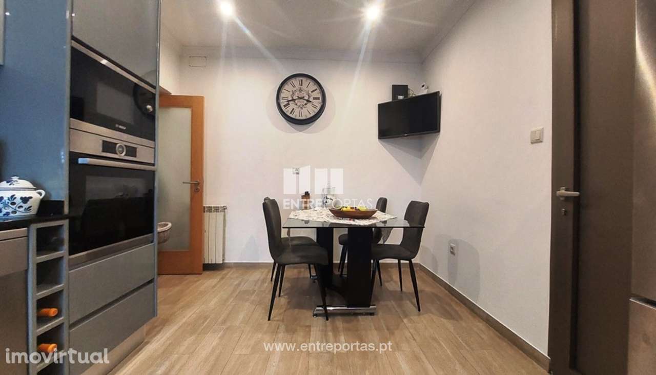 Venda de moradia T2+1 em pedra restaurada, Meadela, Viana do Castelo - Grande imagem: 5/25