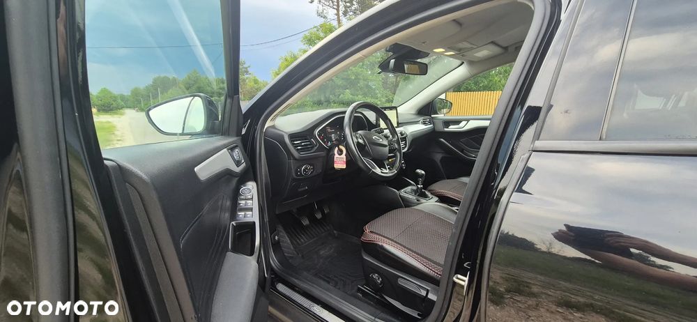 Ford Focus 1.5 EcoBlue STart-Stopp-System TITANIUM - 12