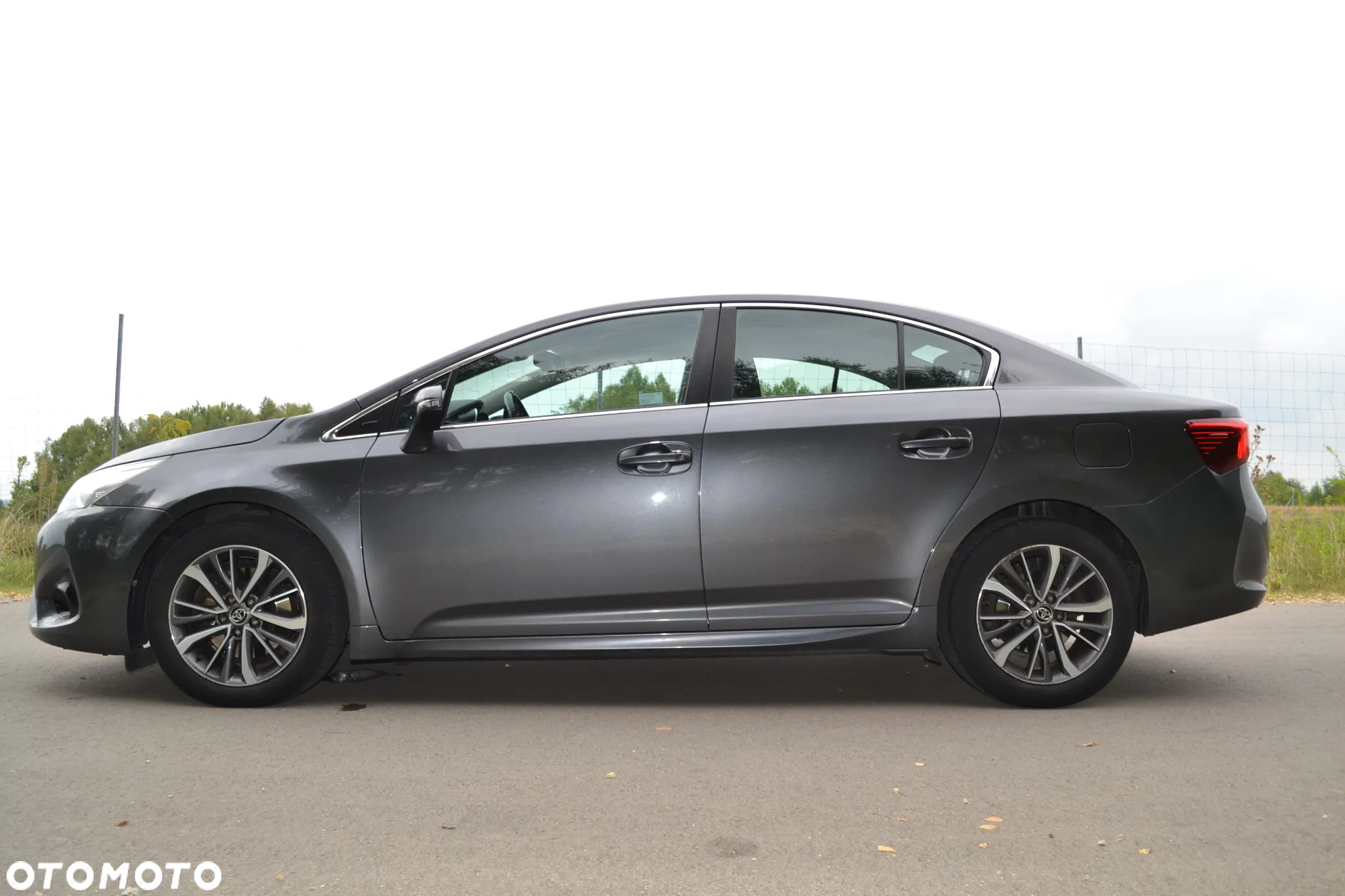Toyota Avensis 2.0 D-4D Active Business - 28