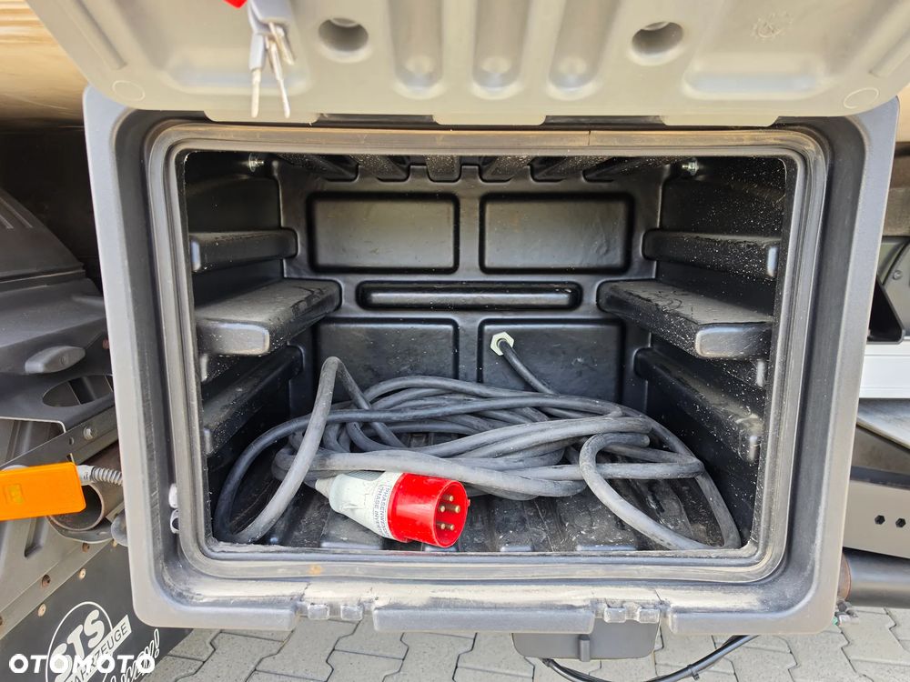 Mercedes-Benz ATEGO 15.24 CHŁODNIA  SPROWADZONY Z DE TYLKO 305 TYŚ KM SUPER STAN !!! - 29