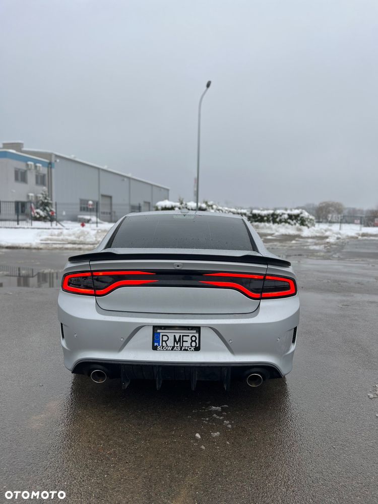 Dodge Charger 5.7 R/T - 14