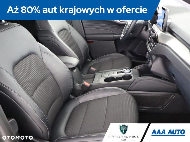Ford Kuga - 11