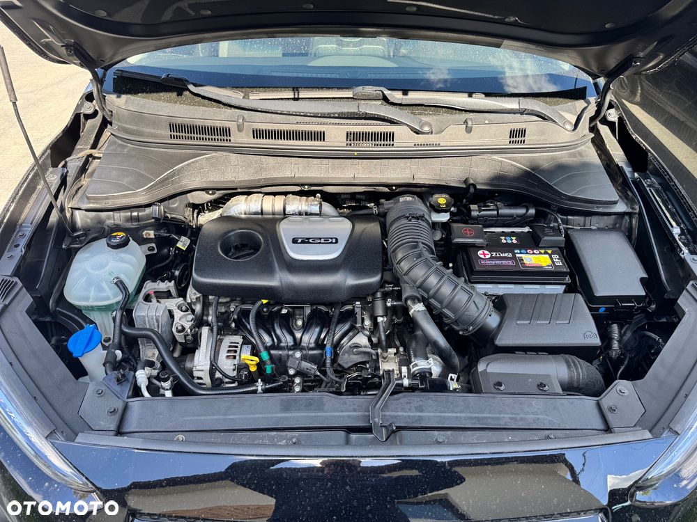 Hyundai Kona 1.6 T-GDI DCT 4WD Premium - 10