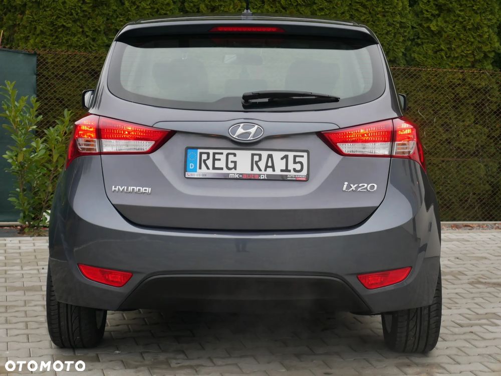 Hyundai ix20 - 8